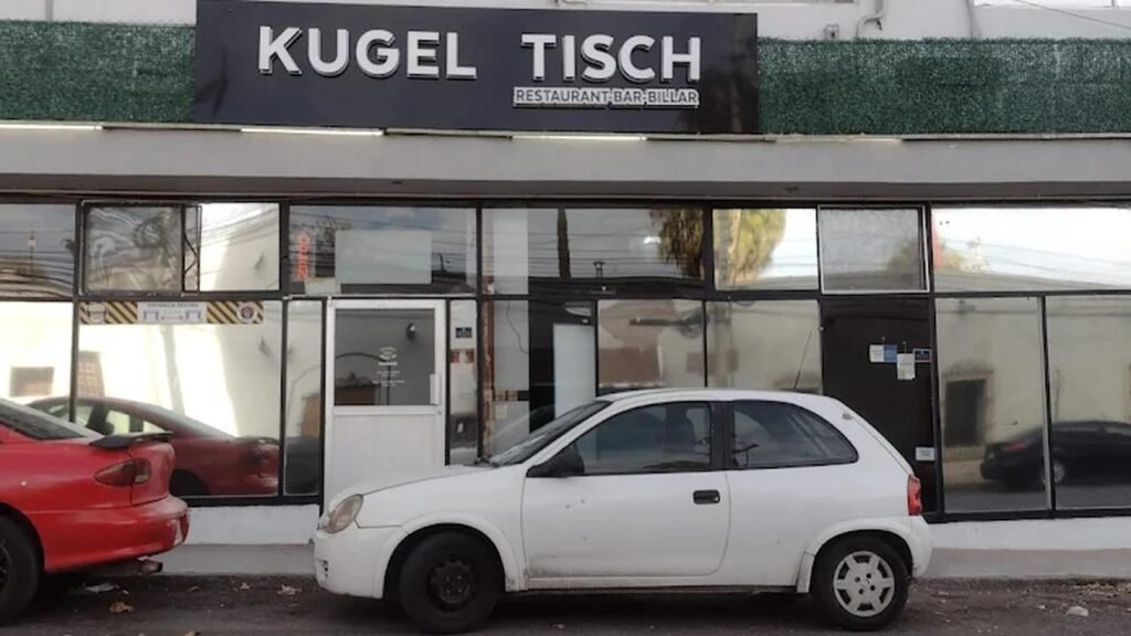 Kugel Tisch